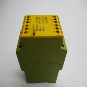 PLC X3-115VAC-24VDC-3-1NC-1SO Pengontrol Pemrograman Otomasi Industri - Product Image 1