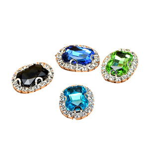 Perles décoratives rectangulaires en verre et strass à 4 trous, cousues à la main, pour la fabrication de bijoux DIY, accessoires en gros - Product Image 5