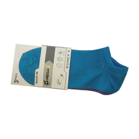 Chaussettes de couleur blanche tricotées en coton polyester respirant pour femmes Meilleure vente Garantie de qualité mince pour l'hiver Utilisation estivale No Show
