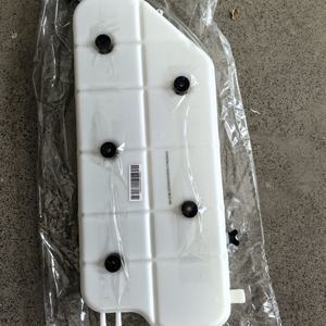 5205000003 Beiben Ng80 Réservoir de liquide de refroidissement - Product Image 4