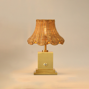 Có Thể Sạc Lại Vuông Bảng Đèn USB Cảm Ứng Cơ Sở Tùy Chỉnh Mây Dệt Chụp Đèn Thiết Kế Cổ Điển Cho Nhà Hàng Bảng Chiếu Sáng - Product Image 1