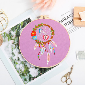 Set di artigianato con motivo stampato di nuovo Design personalizzato Dream Catcher Design kit di Stater ricamati con cerchio - Product Image 4