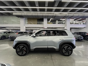 Formula Leopard Titan 3 4WD Ultra EV - Nuevo SUV Eléctrico con 501 km de Autonomía, Motor Dual, Asientos Calefactables, Refrigerador para Auto, Ideal para Familias - Product Image 2