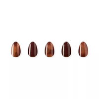 Faux ongles en gel durci à presser, forme ovale moyenne, dégradé écaille de tortue ambrée, finition naturelle, effet lumineux