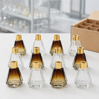 Bouteille diffuseur à roseaux en verre facetté de 60 ml, transparente, dégradé ambre, vide, pour huiles aromatiques, pour parfum d'intérieur - Vente en gros