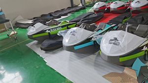 Mini Kart Acquatico Elettrico Professionale Moto d'Acqua Wave <span class=keywords><strong>Jet</strong></span> Ski Veloce a 2 Ruote per Acque Oceaniche Tensione Batteria 72V - Product Image 6