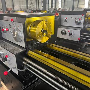 Torno Horizontal ANDUUK High C6136 para Procesamiento de Metales y Torneado de Piezas Rotatorias, Modelo 6136 - Product Image 2