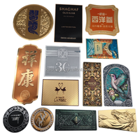 Plaque de nom en métal aluminium personnalisée de luxe pour flacon de parfum, boîte cadeau et logo de marque