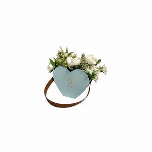 Macaron moda solo pequeño cubo en forma de corazón caja de regalo de flores - Product Image 4