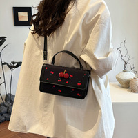 Nouveau Sac Carré Tendance Été 2025 – Esthétique Western Unique, Fermeture Magnétique Texturée, Sac à Main Urbain Chic