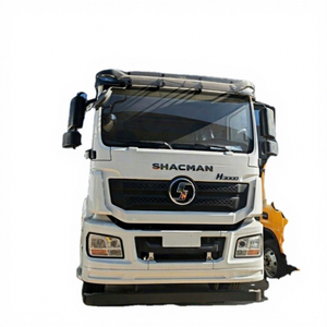 Camion-citerne à huile Shacman de haute qualité 4x2 6 roues 15CBM Camion-citerne à carburant diesel à vendre - Product Image 2
