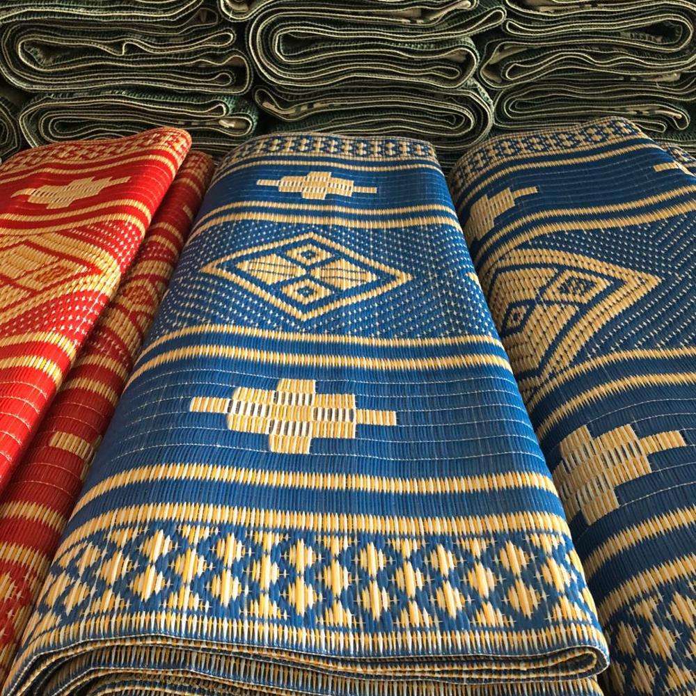 Grand tapis de jardin imperméable pour pique-nique • Tapis Modernes
