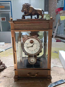 <span class=keywords><strong>Baromètre</strong></span> et thermomètre en laiton gravé avec un lion, roue de Ferris, régulateur <span class=keywords><strong>à</strong></span> bille de gravité, horloge <span class=keywords><strong>à</strong></span> bille tombante - Product Image 2