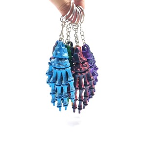 Porte-clés fantaisie en forme de main articulée imprimée en 3D - Breloque de sac en forme de main - Product Image 2