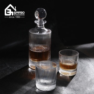 Ensemble de carafe à whisky en verre cristal personnalisé de 800 ml pour <span class=keywords><strong>tequila</strong></span>, vodka et liqueurs, avec 2 ou 4 verres à shot, idéal pour les cadeaux d'affaires - Product Image 1