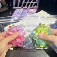 Jouet anti-stress en TPR Yangmei, slime en forme de raisin, design réaliste de fruit pour la décompression, unisexe, à partir de 15 ans