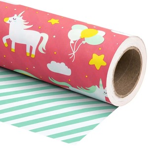 Rollo de Papel Decorativo Ecológico Reciclable con Diseño de Unicornio, Rojo con Estrellas y Nubes, Recubierto de PE por Ambos Lados, para Envolver Regalos - Product Image 3