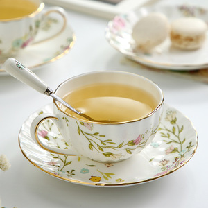 Juego de Taza y Platillo de Café, Éxito de Ventas en el Sudeste Asiático en <span class=keywords><strong>2023</strong></span>, Diseño Creativo y Simple para el Té de la Tarde, Platillo con Diseño de Flores Amarillas - Product Image 1