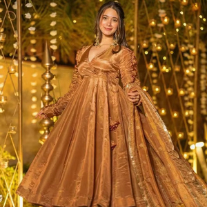 Nuevo Traje Anarkali Moderno para Mujer, de Alta Calidad, para Bodas y Fiestas, en Crepé de Seda Natural con Bordado, Estilo Indio - Product Image 1