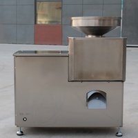 Machine polyvalente à haut rendement Machine de mise en pâte pelage et de nucléation adaptée au traitement en profondeur des haricots