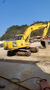 รถขุดตีนตะขาบ Komatsu PC 200-8 มือสองนำเข้าจากญี่ปุ่น น้ำหนัก 20 ตัน ปี 2020 รุ่นดั้งเดิม เครื่องยนต์ ปั๊ม และมอเตอร์ของญี่ปุ่น ประสิทธิภาพดี - Product Image 5