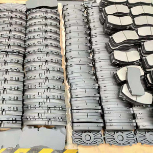 Phụ Tùng Phanh Của Nhà Máy Lớn Đệm Phanh Xe Tải Sợi Aramid Hợp Chất Hữu Cơ 100% - Product Image 1