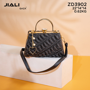 Vente en Gros Direct Usine : <span class=keywords><strong>Sac</strong></span> à Main Chic pour Femme 2023, Luxe, Mode, Cuir Diamant, Haute Qualité - Product Image 3