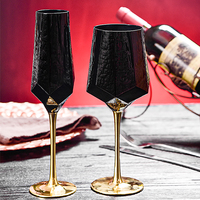 Vente directe d'usine, verres à vin en cristal noir avec pied doré, flûtes à champagne pour mariage