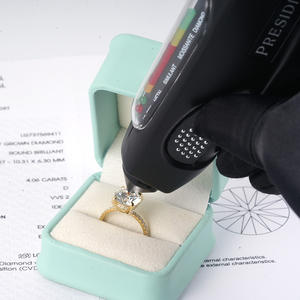 Anillo de Compromiso Personalizado con Diamante Cultivado en Laboratorio de 4 Quilates, Corte Brillante, Oro Amarillo de 18k, Color DEF, Certificado IGI, Anillo de Boda para Mujer, Diseño Hoja de Oro - Product Image 3