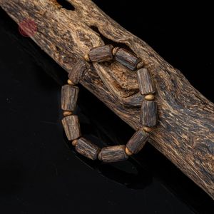 Bracelet de perles d'agarwood naturel pour femme, en bois d'oud véritable, élégant et parfumé, cadeau de bijoux - Product Image 1