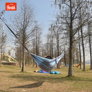 Venta al por mayor <span class=keywords><strong>Hamaca</strong></span> Columpio <span class=keywords><strong>Hamaca</strong></span> Bebé <span class=keywords><strong>en</strong></span> 70d Nylon Paracaídas <span class=keywords><strong>Hamaca</strong></span> de Viaje - Product Image 5