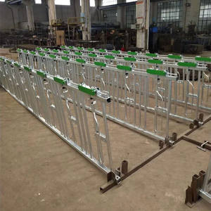 Valla de ganado galvanizada de doble apertura automática Condición nueva y usada Uso en granja con diseño de llave de cabeza de plástico y acero - Product Image 5