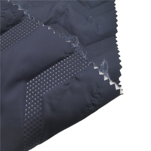 <span class=keywords><strong>Tissu</strong></span> taffetas en nylon 100% <span class=keywords><strong>pour</strong></span> <span class=keywords><strong>tissu</strong></span> <span class=keywords><strong>matelassé</strong></span> <span class=keywords><strong>double</strong></span> <span class=keywords><strong>face</strong></span> <span class=keywords><strong>matelassé</strong></span> à ultrasons <span class=keywords><strong>pour</strong></span> vestes - Product Image 1