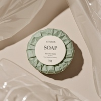 Barres de savon rondes pour hôtels Divers parfums Ensembles de savon shampooing de luxe Articles de toilette cinq étoiles pour hôtels pour des équipements haut de gamme