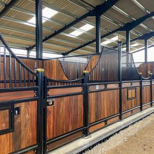 Modern Europees Ontwerp Modulaire Paardenstalpanelen Gegalvaniseerd Staal Bamboe Paardenbox Fronten Voor Gebruik Binnenshuis - Product Image 1