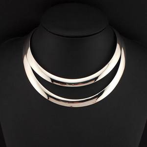 Goldener stilvoller doppelschichtiger offener Kragen weibliche urbane Mode Schmuck afrikanische indigenen übermäßiger Choker offener Kragen - Product Image 2