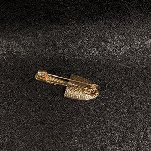 Belle diamant rasoir broche délicate créativité ornements broche en gros hommes et femmes bijoux - Product Image 2