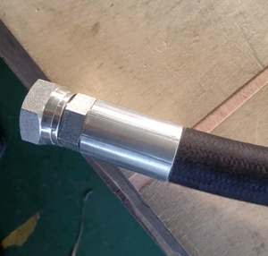 Repuestos de Alta Calidad para Compresores de Aire Industriales <span class=keywords><strong>Ingersoll</strong></span> <span class=keywords><strong>Rand</strong></span> 93471191 TD, Filtro de Aceite de Metal, Precios al por Mayor - Product Image 1