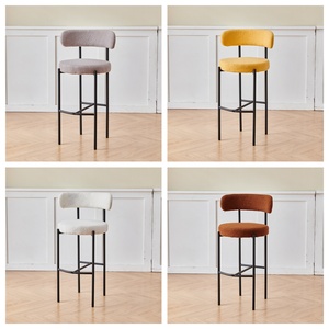 Tabouret <span class=keywords><strong>de</strong></span> <span class=keywords><strong>bar</strong></span> moderne avec dossier et repose-pieds <span class=keywords><strong>Coussin</strong></span> en éponge à haute élasticité <span class=keywords><strong>Chaise</strong></span> <span class=keywords><strong>de</strong></span> <span class=keywords><strong>bar</strong></span> en fer forgé pour la cuisine, la salle à manger et le <span class=keywords><strong>bar</strong></span> à domicile - Product Image 3