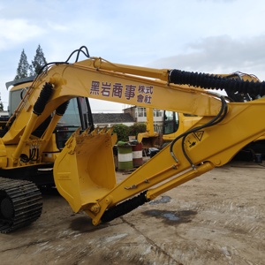 Excavatrice hydraulique Komatsu PC130 d'occasion de 12 tonnes avec moteur à roulement à billes - Excellent état, modèle 2022, pour inspection vidéo, à vendre - Product Image 2