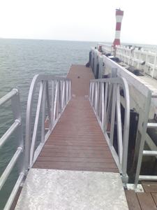 Yate de muelle <span class=keywords><strong>flotante</strong></span> de <span class=keywords><strong>buena</strong></span> <span class=keywords><strong>calidad</strong></span> y plataforma de pontón de aluminio - Product Image 2