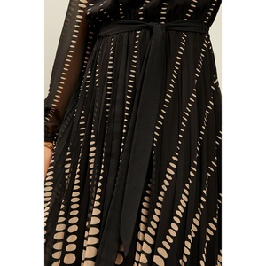 Robe Midi Femme Vintage Décontractée à Taille Cintrée, Style Français, Écologique et de Haute Qualité, Idéale pour l'Automne et l'Hiver – Vente en Gros - Product Image 3