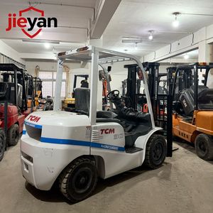 Montacargas Usado de Baja Altura <span class=keywords><strong>TCM</strong></span> de 3 Toneladas, Montacargas Diésel Manual FD30 en Oferta, Montacargas <span class=keywords><strong>TCM</strong></span> de 3T - Product Image 2