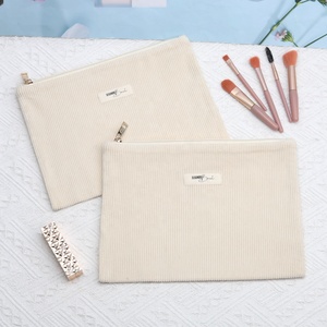 Bolsa de Cosméticos de Tela de Pana con Cierre, Diseño Nuevo, Logotipo Personalizado Impreso, Bolsa de Maquillaje de Viaje de Terciopelo y Franela - Product Image 5