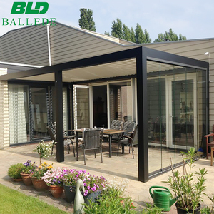 2025 Sistemas automáticos de pérgola de PVC Pérgola retráctil de aluminio para exteriores con persiana de techo Pérgola de aluminio 7x7 - Product Image 5