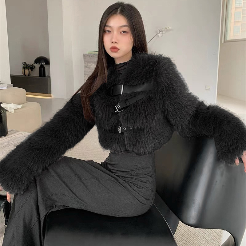 yae ラベルエチュード Faux fur short coat yae ラベルエチュード Faux fur short coat