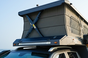 Camionetas Pickup 4x4 con <span class=keywords><strong>Remolque</strong></span> Deslizante de Aluminio, Diseño Plegable e Impermeable de Calidad Premium - Product Image 5