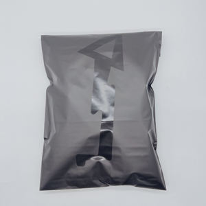 Enveloppe de courrier en polyéthylène noir écologique de haute qualité avec logo personnalisé pour l'emballage de colis de vêtements - Product Image 5