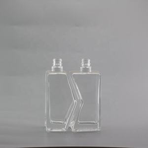 Alta Calidad Al Por Mayor <span class=keywords><strong>Mini</strong></span> <span class=keywords><strong>Licor</strong></span> Botella 100mL Vino Barato <span class=keywords><strong>Mini</strong></span> Tequila <span class=keywords><strong>Botellas</strong></span> - Product Image 4