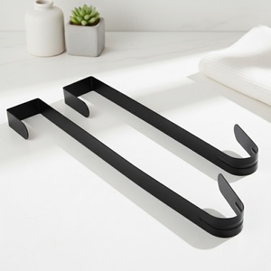YIWANG Wholesale Seasonal Decor Metal Iron Christmas <b>Wreath</b> <b>Hanger</b> <b>Door</b> Hooks - Product Image 1